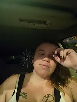 Snapshot of Sinful_Roseveil chatting on 10, 11, 2025 Sinful Roseveil online show from 10, 11, 2025