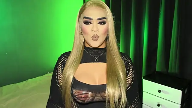 VictoriaEliz online show from 9, 2, 2026