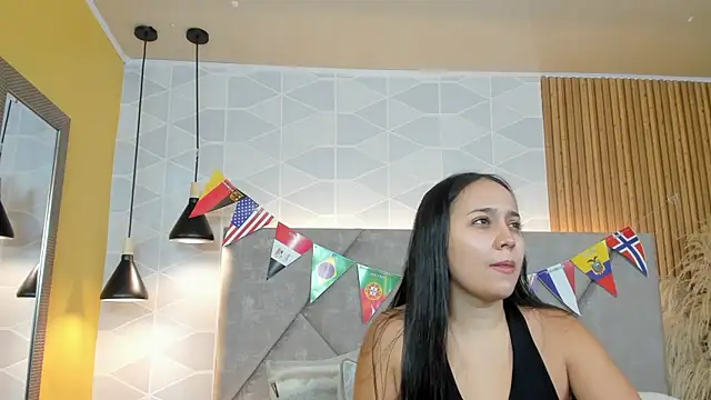 Snapshot of Sammy_Fit_ chatting on 8, 7, 2026 Sammy Fit online show from 8, 7, 2026
