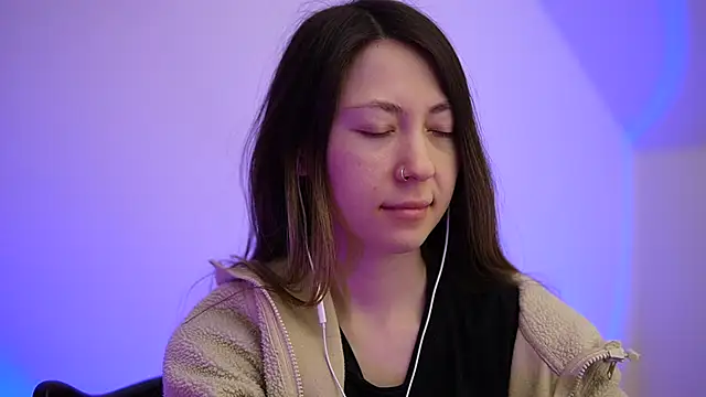 chibi moon  online show from 15, 3, 2025