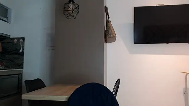 Snapshot of alexademie1 chatting on 7, 12, 2024 alexademie1 online show from 7, 12, 2024