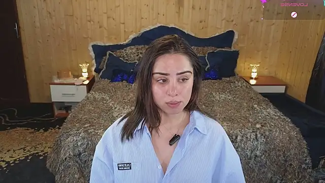 Snapshot of VanessaDoyle chatting on 1, 2, 2025 VanessaDoyle online show from 1, 2, 2025