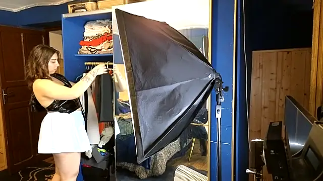 Snapshot of VanessaDoyle chatting on 11, 2, 2025 VanessaDoyle online show from 11, 2, 2025