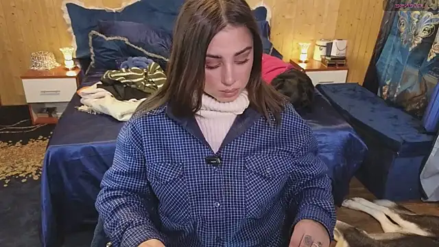 Snapshot of VanessaDoyle chatting on 6, 3, 2025 VanessaDoyle online show from 6, 3, 2025