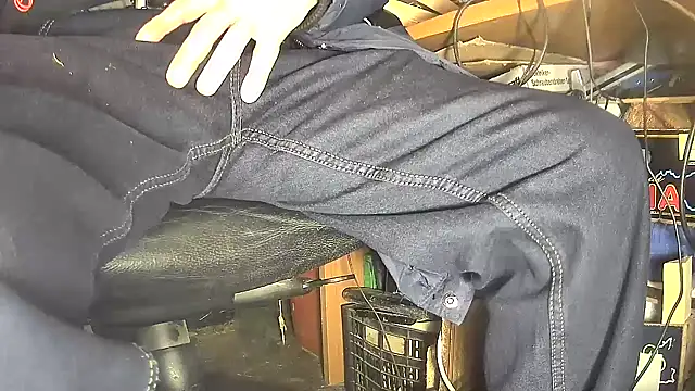 nonnomaturobisex online show from 4, 2, 2025