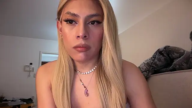 saray doll online show from 28, 2, 2026