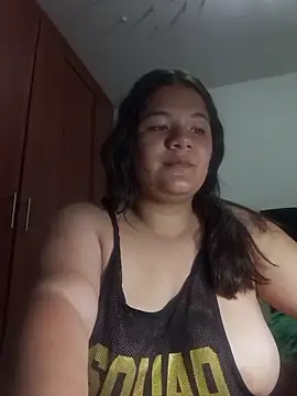 Snapshot of Van3orgasm4me chatting on 4, 4, 2026 Van3orgasm4me online show from 4, 4, 2026