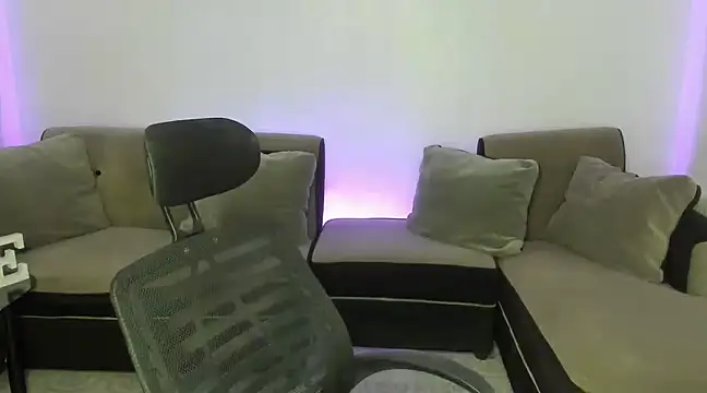 transbigcummer online show from 25, 2, 2025