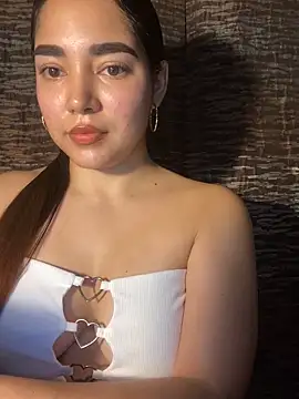 Snapshot of DulceChloe99 chatting on 24, 2, 2026 DulceChloe99 online show from 24, 2, 2026