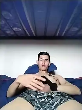 Snapshot of BIG___BEN chatting on 17, 12, 2024 BIG BEN online show from 17, 12, 2024