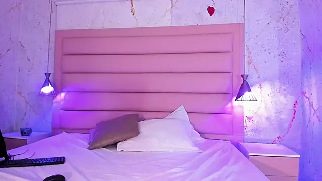 AntonellaRossi online show from 13, 3, 2025