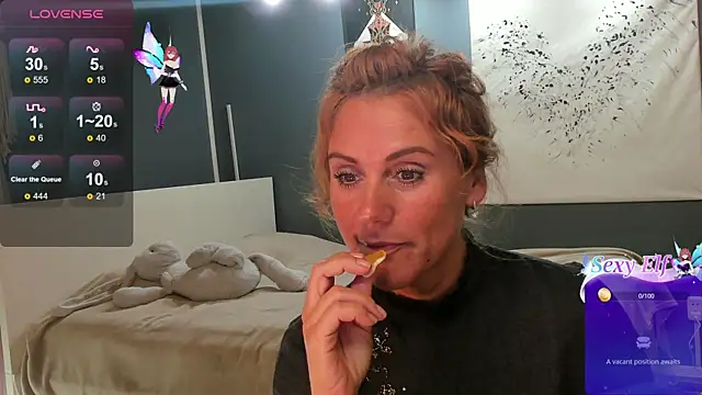 Snapshot of Agata_Kriste7 chatting on 4, 7, 2026 Agata Kriste7 online show from 4, 7, 2026