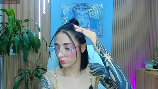 barbie scoth  online show from 2, 4, 2026