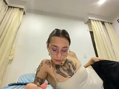 Snapshot of This_black_sheep chatting on 27, 2, 2025 This black sheep online show from 27, 2, 2025