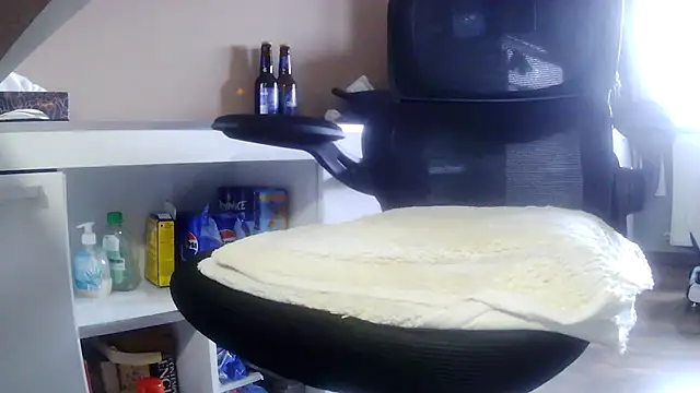 Snapshot of suedel65 chatting on 3, 2, 2026 suedel65 online show from 3, 2, 2026