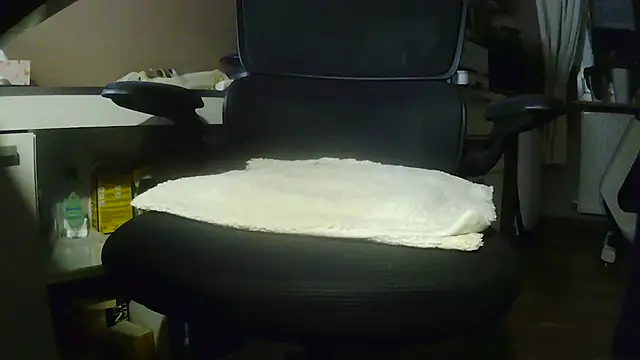 Snapshot of suedel65 chatting on 16, 4, 2026 suedel65 online show from 16, 4, 2026