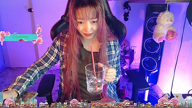 Snapshot of pink-2022 chatting on 17, 12, 2024 pink-2022 online show from 17, 12, 2024