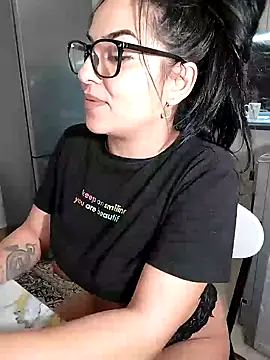 Snapshot of hot-babygirl chatting on 5, 2, 2025 hot-babygirl online show from 5, 2, 2025