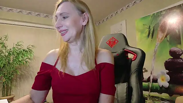 HotLana69 online show from 9, 4, 2026