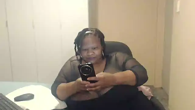 sweetnoziexx online show from 24, 9, 2025