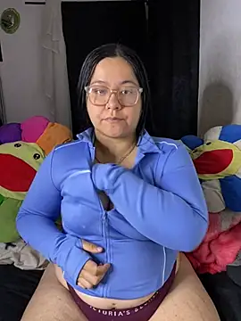 Snapshot of MsConejitaa chatting on 26, 4, 2026 MsConejitaa online show from 26, 4, 2026