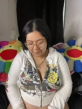 Snapshot of MsConejitaa chatting on 2, 6, 2026 MsConejitaa online show from 2, 6, 2026