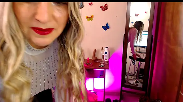 Snapshot of Jolie-Mature chatting on 2, 2, 2026 Jolie-Mature online show from 2, 2, 2026