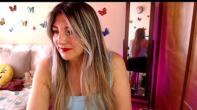 Snapshot of Jolie-Mature chatting on 9, 2, 2026 Jolie-Mature online show from 9, 2, 2026