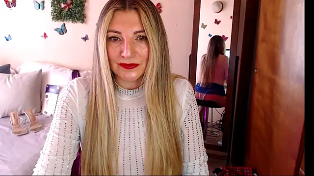 Snapshot of Jolie-Mature chatting on 5, 6, 2026 Jolie-Mature online show from 5, 6, 2026