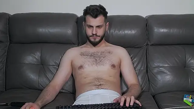 CrazyDom1 online show from 16, 4, 2026