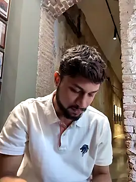  IRRESISTIBLE  online show from 21, 2, 2025