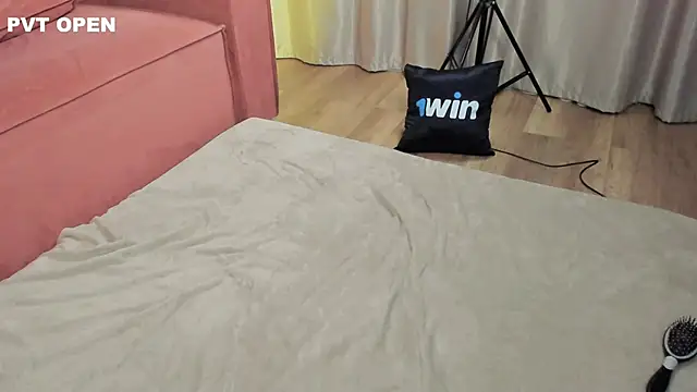 hlopushkahouse online show from 26, 1, 2025