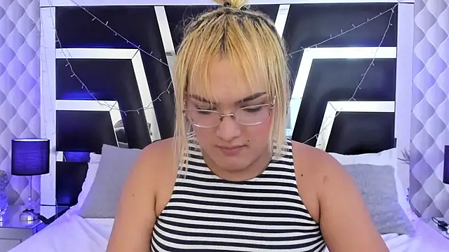 katya kozlov online show from 17, 11, 2025