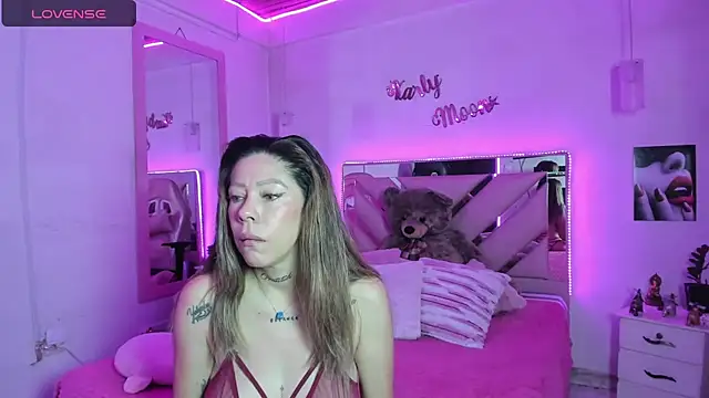 Karly moon online show from 9, 7, 2026