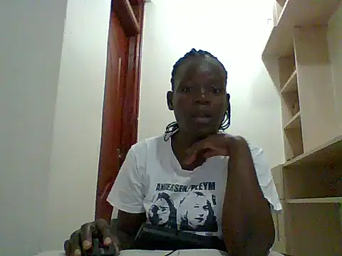 Snapshot of Sexy_Marlin2218 chatting on 29, 9, 2025 Sexy Marlin2218 online show from 29, 9, 2025