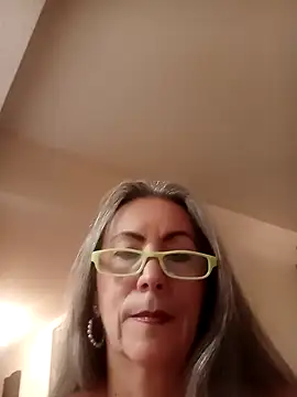 Snapshot of EvaRobinson chatting on 13, 12, 2024 EvaRobinson online show from 13, 12, 2024