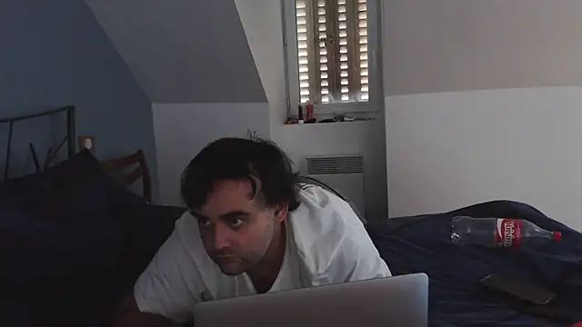 Snapshot of colalba12 chatting on 21, 10, 2025 colalba12 online show from 21, 10, 2025