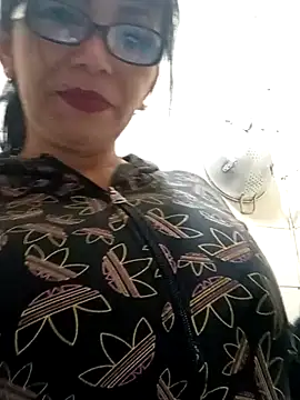 Snapshot of kelly_dirty_ chatting on 12, 2, 2026 kelly dirty online show from 12, 2, 2026