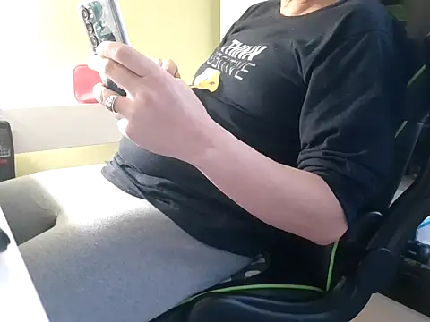 feathersify online show from 21, 10, 2025