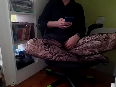 feathersify online show from 21, 4, 2026