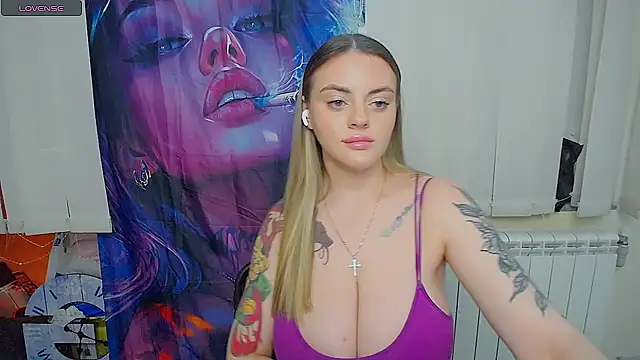 Lilia Moon online show from 29, 4, 2026