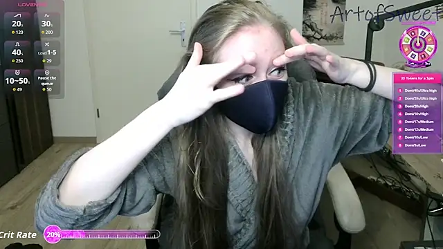 Snapshot of ArtofSweet chatting on 7, 10, 2025 ArtofSweet online show from 7, 10, 2025