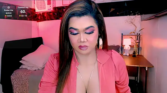 asiankatyhuge online show from 14, 4, 2026