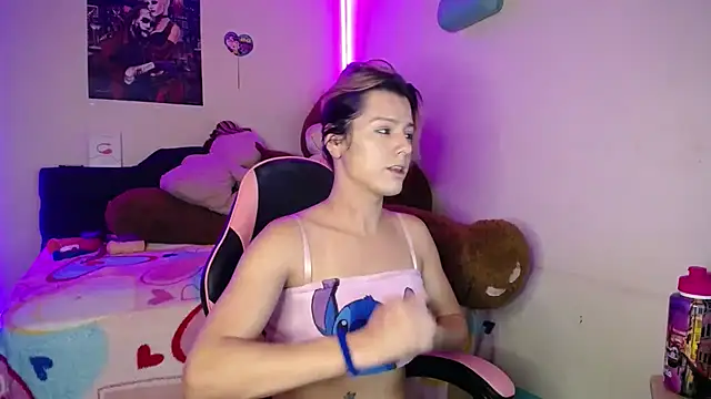 yuliana 19 online show from 18, 12, 2025