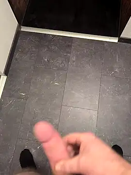 Snapshot of Andy7430 chatting on 14, 1, 2025 Andy7430 online show from 14, 1, 2025