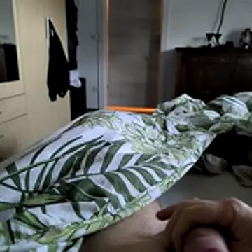 Snapshot of Andy7430 chatting on 28, 10, 2025 Andy7430 online show from 28, 10, 2025