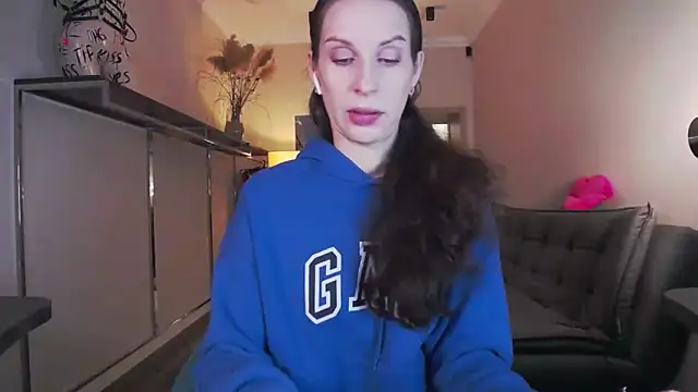 Mila Anders online show from 9, 11, 2025