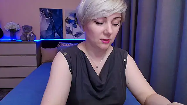 Snapshot of BlondPearl chatting on 24, 6, 2026 BlondPearl online show from 24, 6, 2026