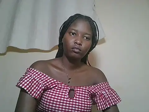 Snapshot of sexyjanett chatting on 14, 10, 2025 sexyjanett online show from 14, 10, 2025