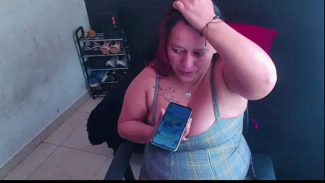 Snapshot of Diana_Lozano chatting on 2, 3, 2025 Diana Lozano online show from 2, 3, 2025